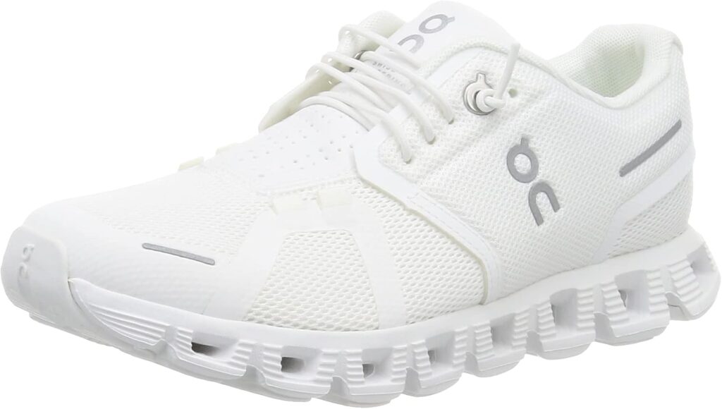 On Womens Cloud 5 Sneakers